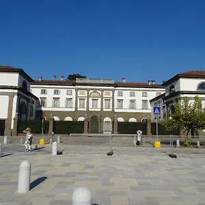 charme-rooms-villa-moroni.it-lombardy.com/