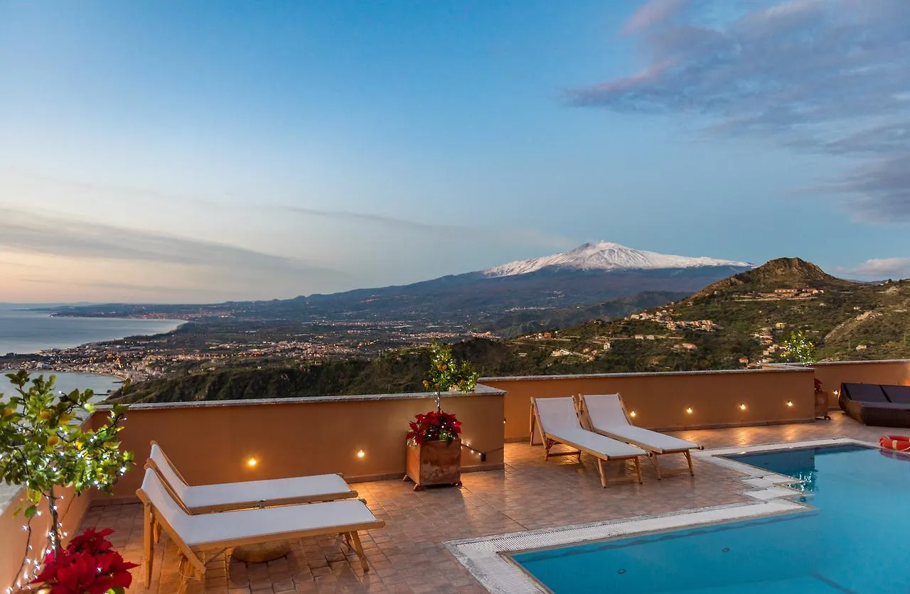 Villa Le Terrazze Charming Rooms Taormine Couette-café