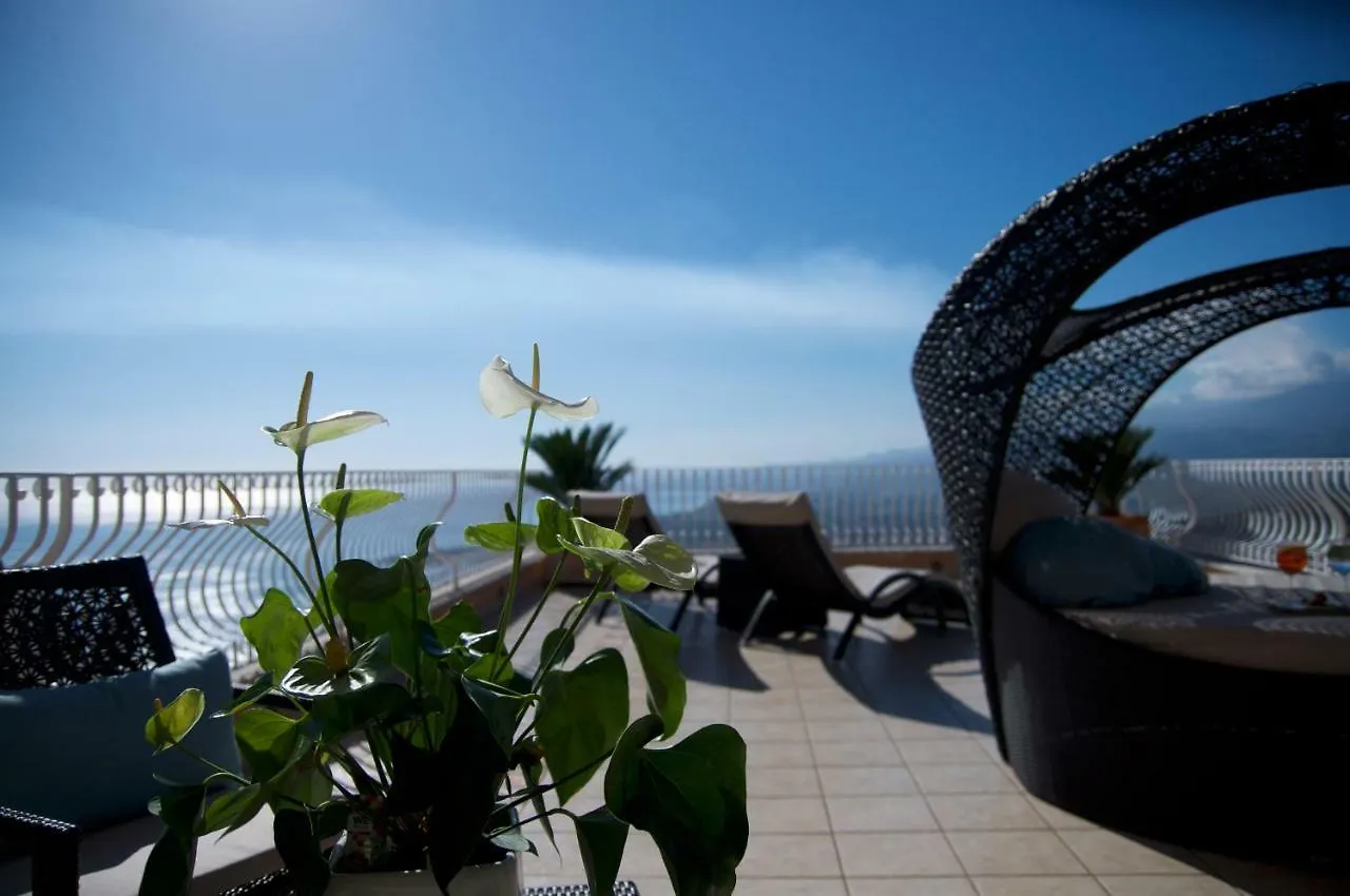 Villa Le Terrazze Charming Rooms Taormina Italy