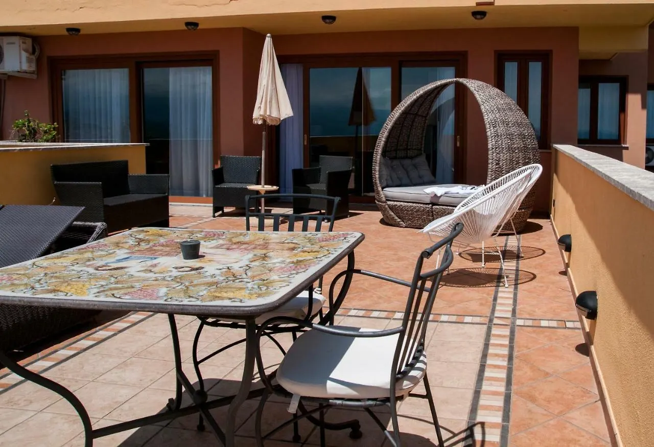 Villa Le Terrazze Charming Rooms Taormina Bed & Breakfast