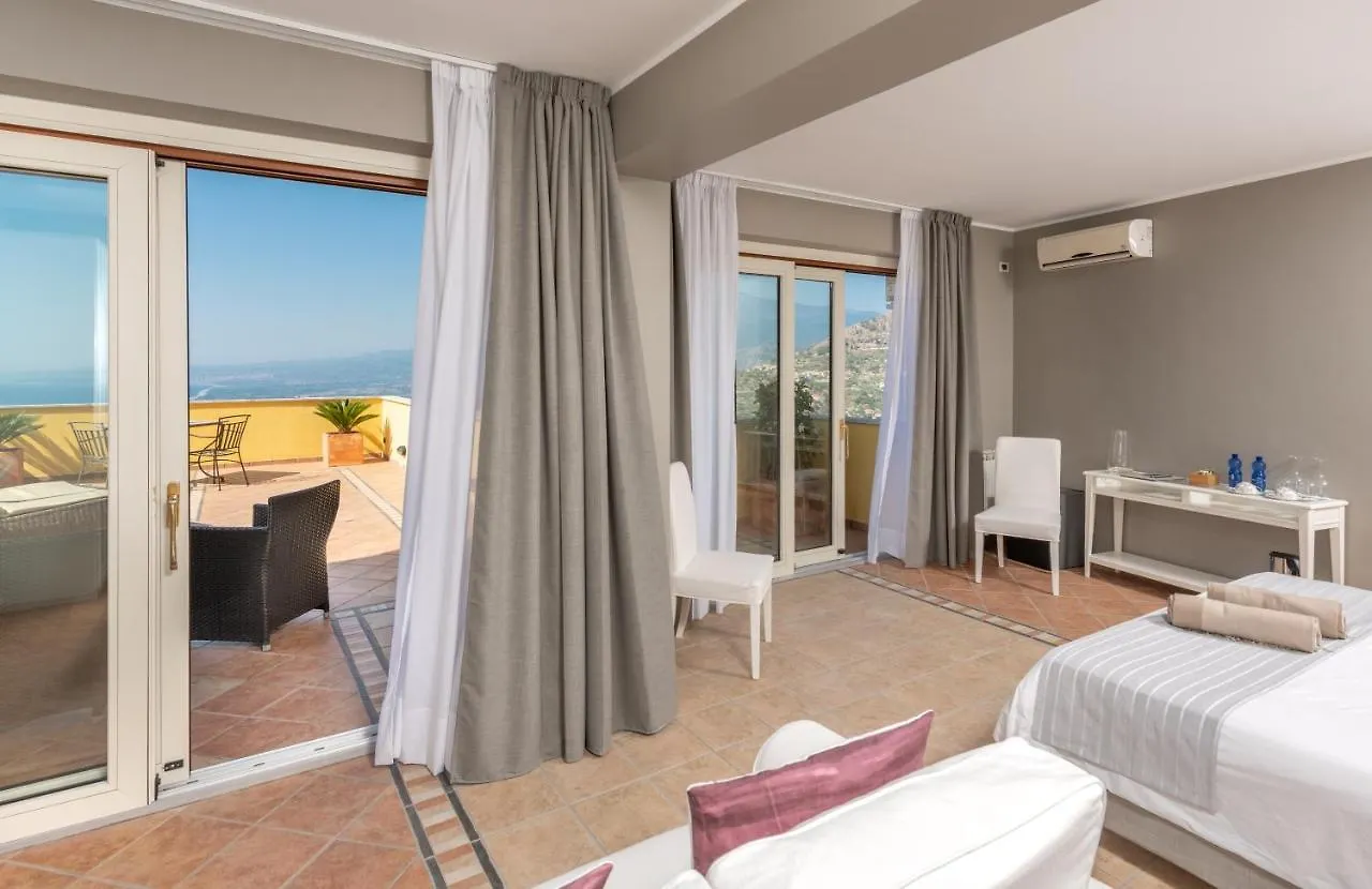 Villa Le Terrazze Charming Rooms Taormina 0*,  Italien